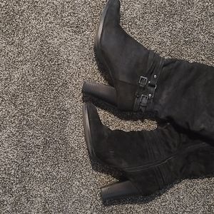 White Mountain Knee High Slouchy Boots size 8